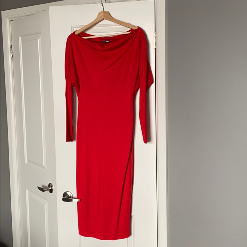 NEVER WORN FashionNova midi long sleeve dress